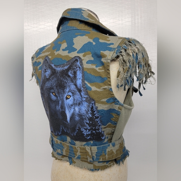 Camo Fringe Vest Wolf Pack Upcycled Military - Picture 9 of 11